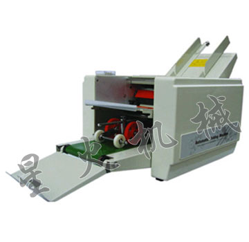 ZE-8B/4四折盤自動折(shé)紙機